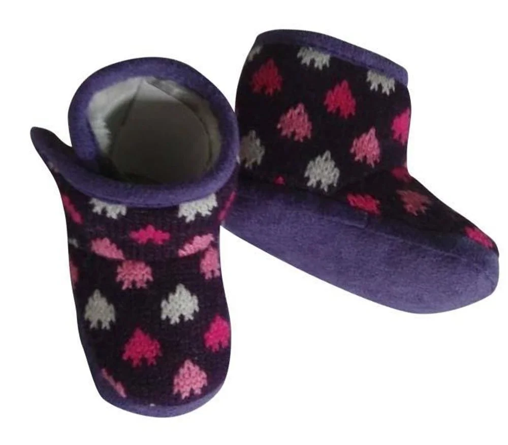 kojenecké capáčky zimní